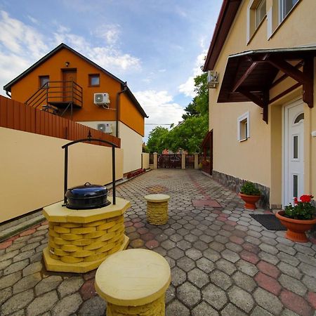 Mária Apartman Hajduszoboszlo Exterior foto